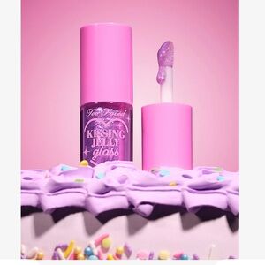 New New Too Faced Kissing Jelly Gloss | Birthday Kiss